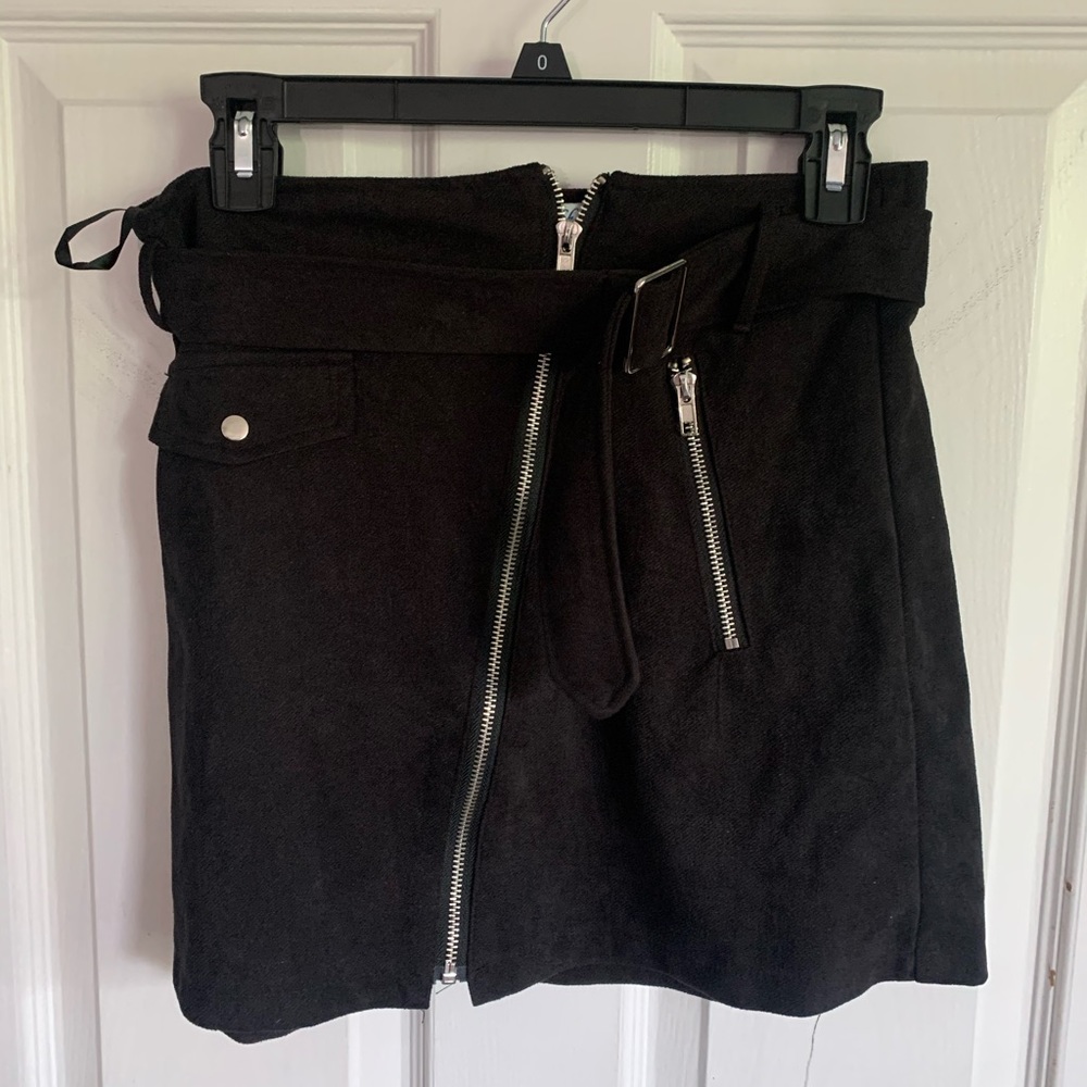 black skirt